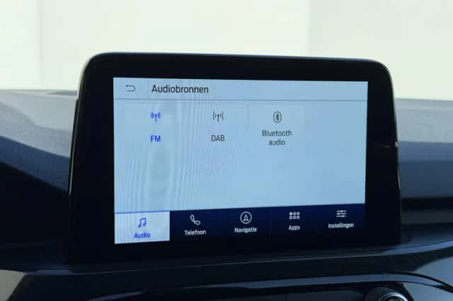 Ford Kuga (2023) thumbnail 21