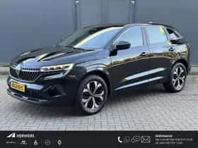 Ford Kuga (2023) thumbnail 4