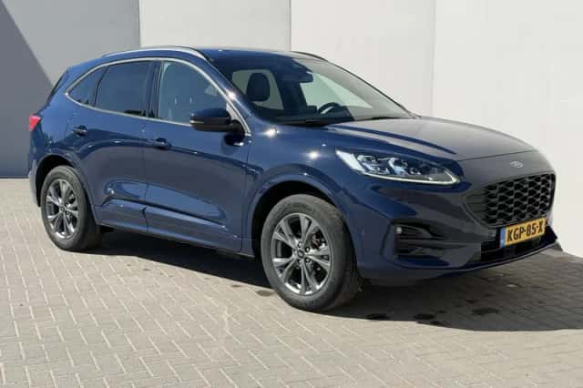 Ford Kuga (2023) thumbnail 33
