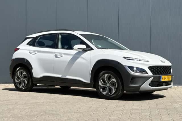 Hyundai Kona (2022) thumbnail 16