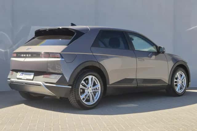 Hyundai Ioniq 5 (2022) thumbnail 3