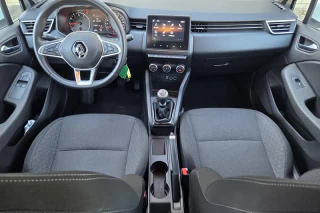 Renault Clio (2022) thumbnail 2