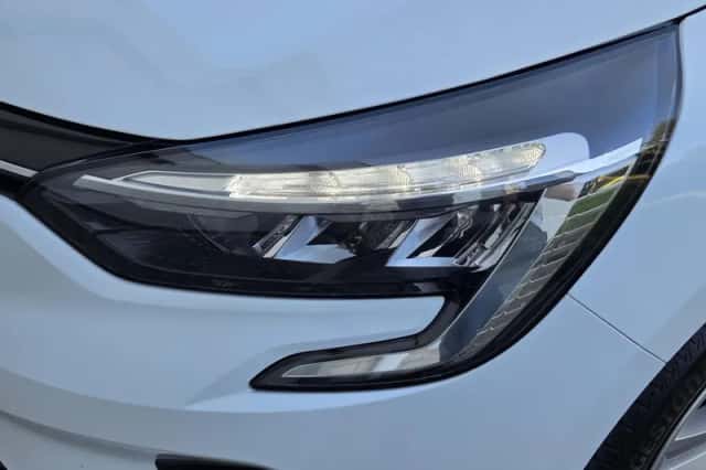Renault Clio (2022) thumbnail 30