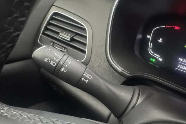 Renault Mégane (2023) thumbnail 31