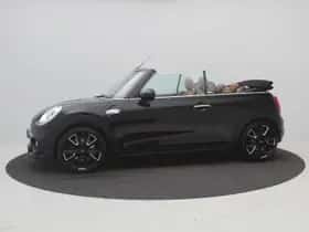 MINI Cabrio (2018) thumbnail 8