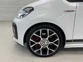 Volkswagen Up! (2018) thumbnail 21
