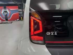 Volkswagen Up! (2018) thumbnail 33