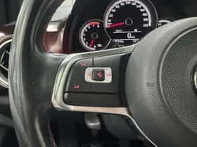 Volkswagen Up! (2018) thumbnail 36