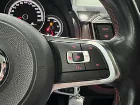 Volkswagen Up! (2018) thumbnail 37