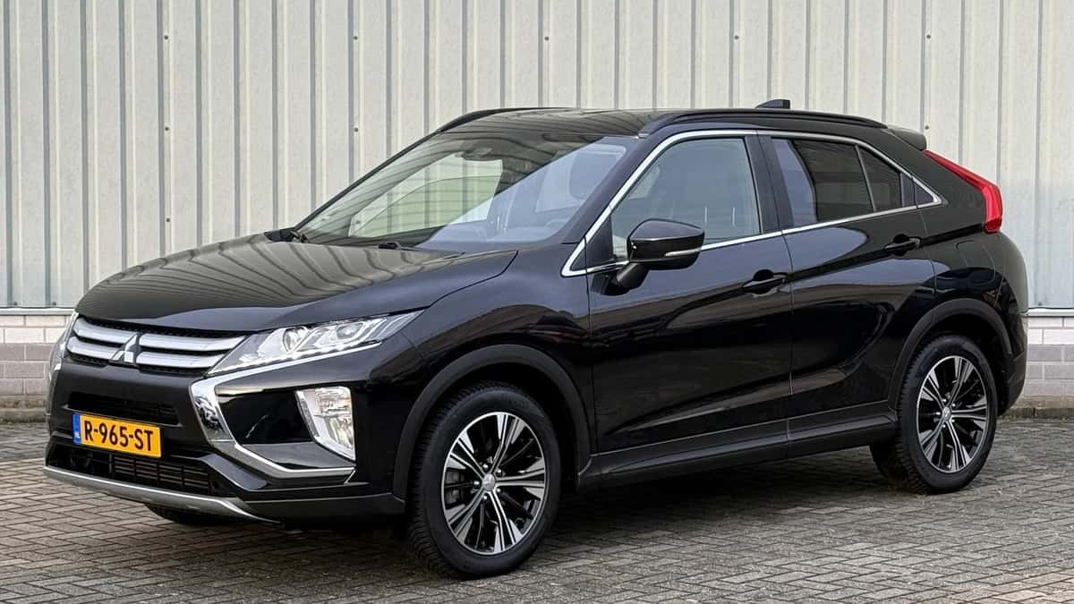 Mitsubishi Eclipse Cross (2020) — foto 1