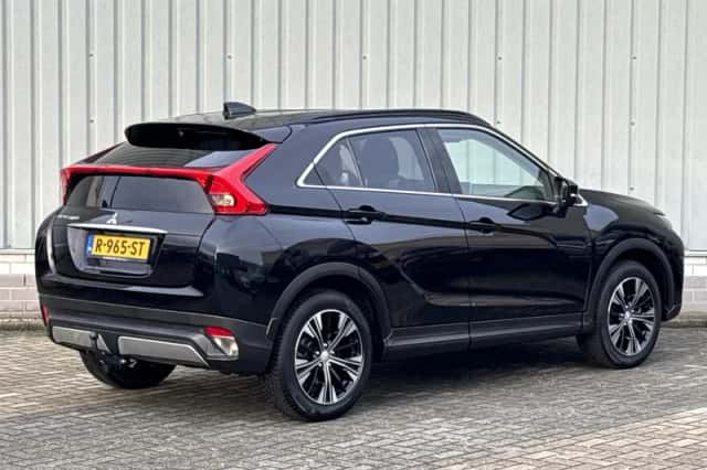 Mitsubishi Eclipse Cross (2020) thumbnail 3