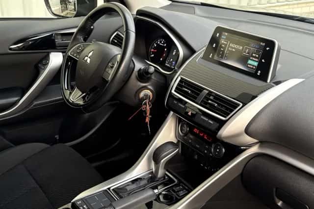 Mitsubishi Eclipse Cross (2020) thumbnail 8
