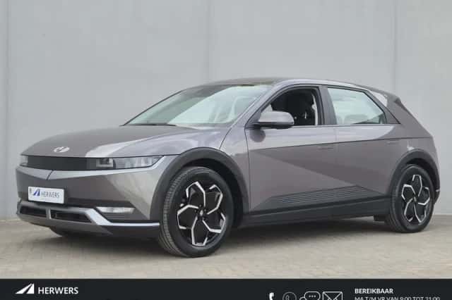 Hyundai Ioniq 5 (2022) thumbnail 1