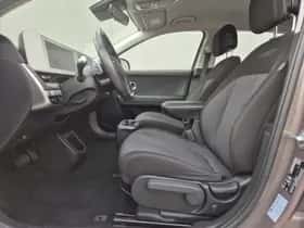 Hyundai Ioniq 5 (2022) thumbnail 12