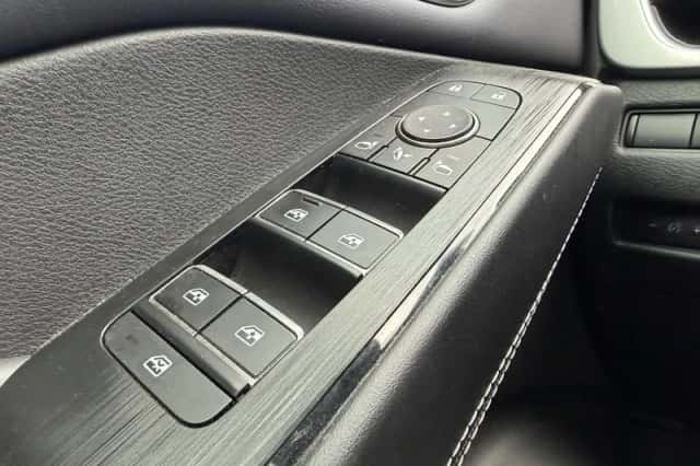 Nissan Qashqai (2023) thumbnail 14