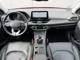 Hyundai i30 (2022) thumbnail 5