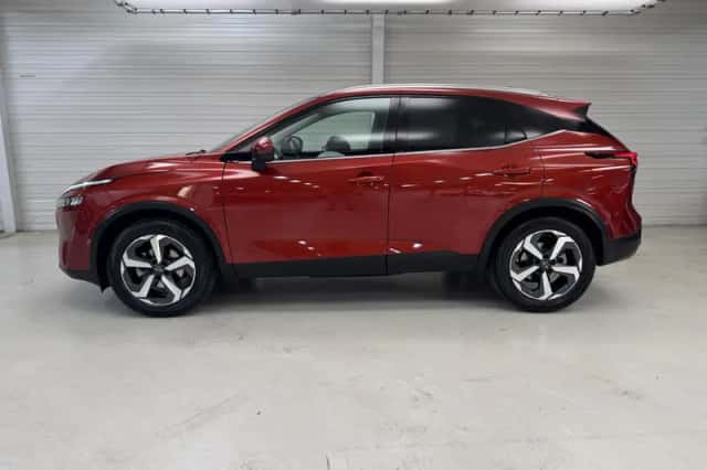 Nissan Qashqai (2023) thumbnail 10