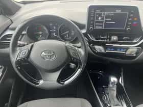 Toyota C-HR (2021) thumbnail 31