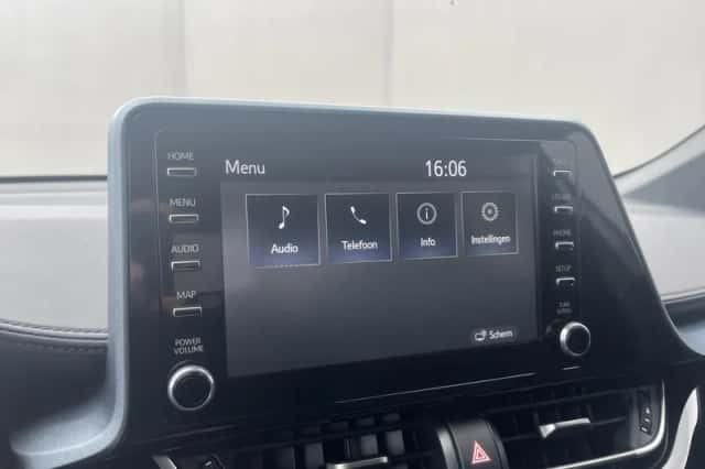 Toyota C-HR (2021) thumbnail 37