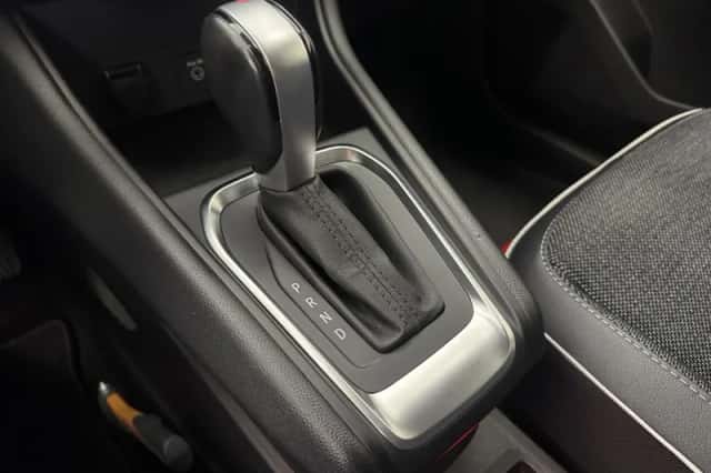 Renault Captur (2019) thumbnail 23