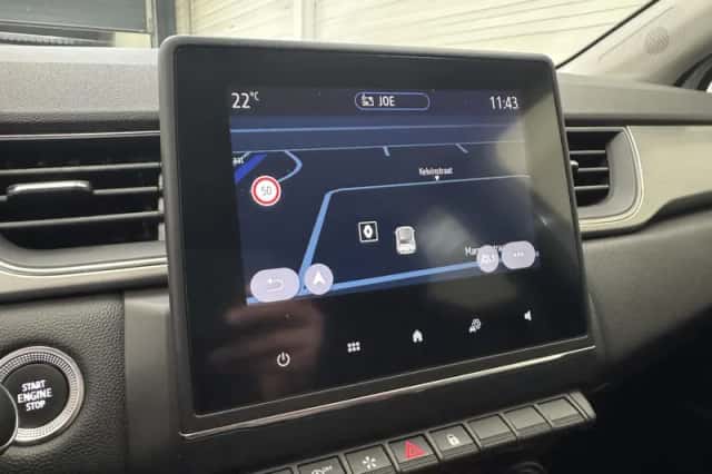 Renault Captur (2019) thumbnail 4