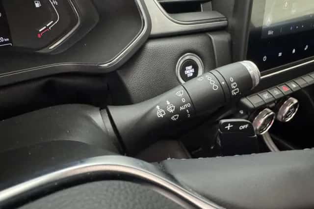 Renault Captur (2019) thumbnail 34