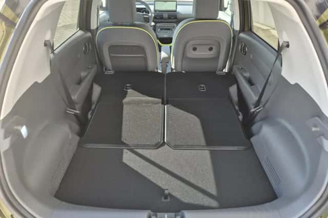 Hyundai Inster (2025) thumbnail 32