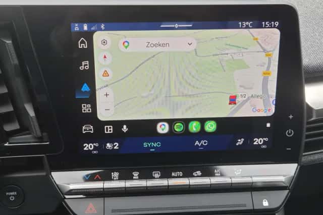Renault Mégane E-Tech (2025) thumbnail 6