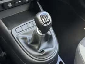 Hyundai i10 (2023) thumbnail 22