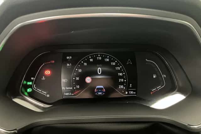 Renault Captur (2021) thumbnail 23