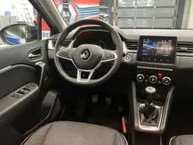 Renault Captur (2021) thumbnail 25