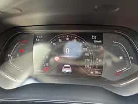 Renault Captur (2020) thumbnail 23