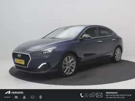 Hyundai i30 (2019) thumbnail 3