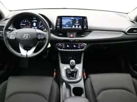 Hyundai i30 (2019) thumbnail 5