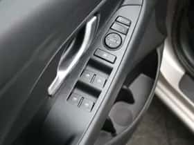Hyundai i30 (2019) thumbnail 10