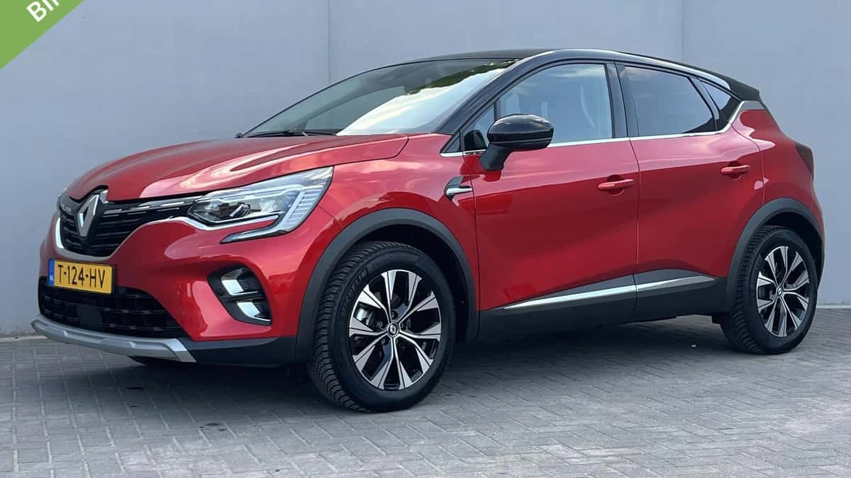 Renault Captur (2023) — foto 1