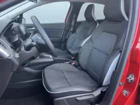 Renault Captur (2023) thumbnail 32