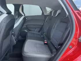 Renault Captur (2023) thumbnail 10