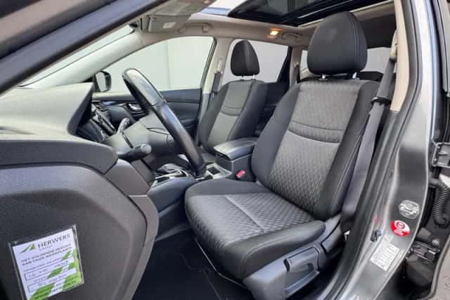 Nissan X-Trail (2021) thumbnail 7