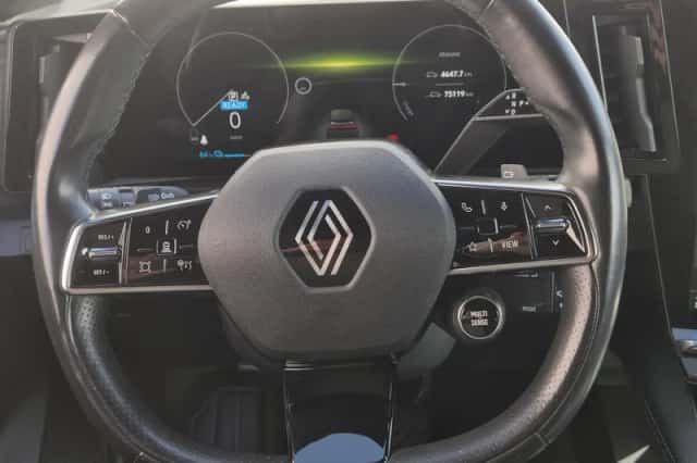 Renault Mégane E-Tech (2023) thumbnail 12