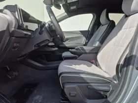 Renault Mégane E-Tech (2023) thumbnail 12