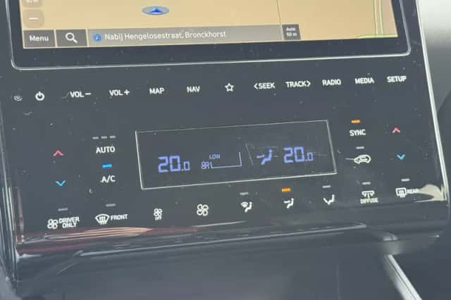 Hyundai Tucson (2023) thumbnail 12