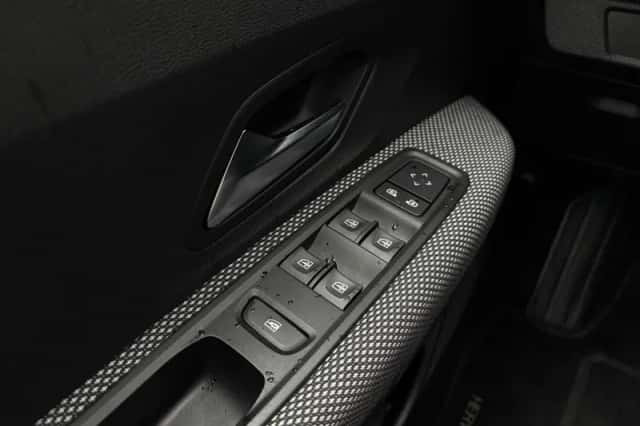 Dacia Sandero (2021) thumbnail 12