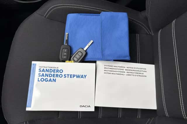 Dacia Sandero (2021) thumbnail 4