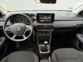 Dacia Sandero (2021) thumbnail 5