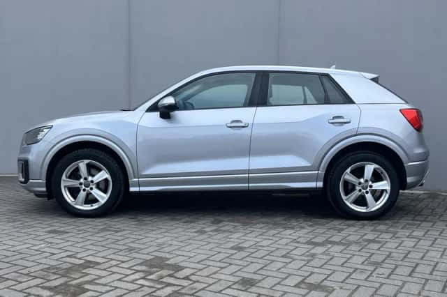 Audi Q2 (2017) thumbnail 9