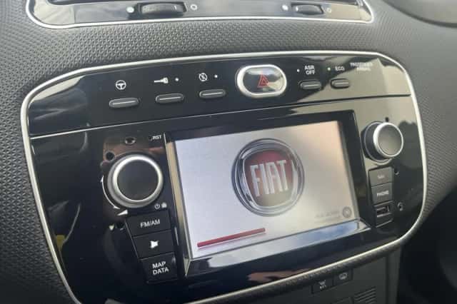 Fiat Punto (2019) thumbnail 25
