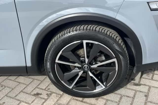 Nissan Qashqai (2023) thumbnail 15