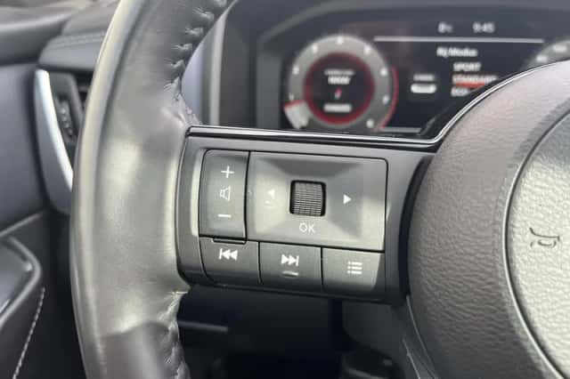 Nissan Qashqai (2023) thumbnail 10