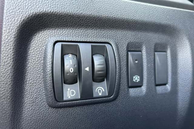 Renault Captur (2018) thumbnail 29